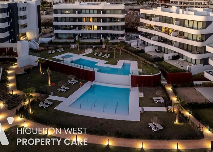 Higueron West Collection - La Calma Sur By Hwpc فوينخيرولا